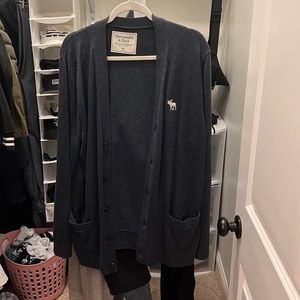 Abercrombie and fitch Men,s cardgian size x-large